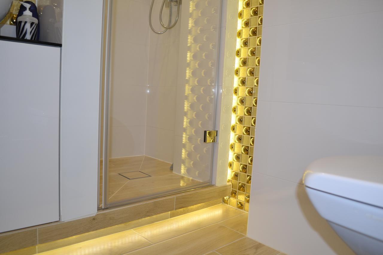 Apartament De Lux Na Starowce Apartment Bialystok Bagian luar foto